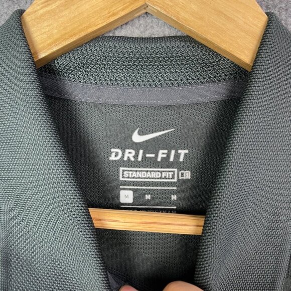 Nike Polo Shirt Men's Sz Medium Mesh Dri-Fit Standard‎ Fit - Picture 3 of 8